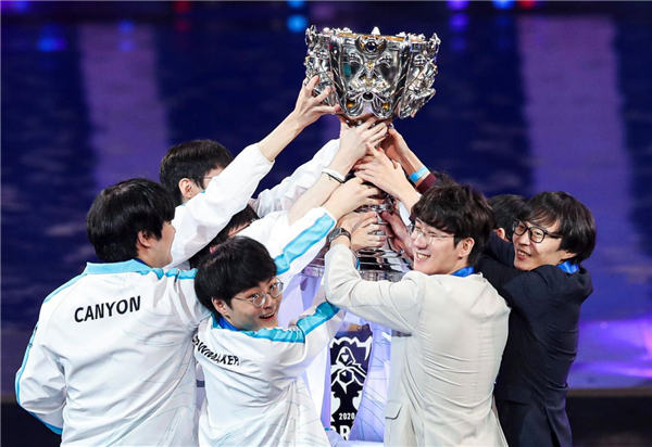 Smash打得很好！Doran：Faker非常照顾队友 我很想复仇HLE