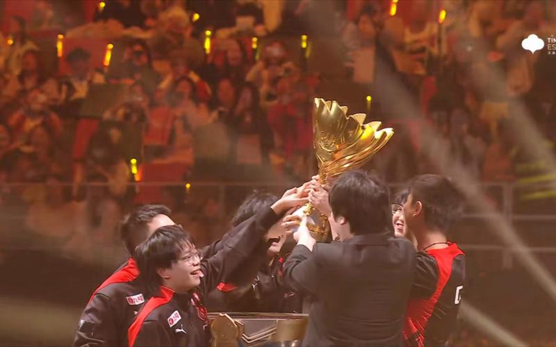 2022LCS夏季赛季后赛中，C9成功拿到了LCS赛区的第二张2022全球总决赛门票。