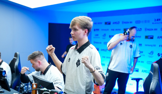 BLG官方分享：收拾行李中！准备出发